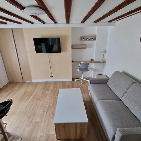 Lägenhet Grand Studio Hyper Centre Gare Wifi 2 Pers Troyes